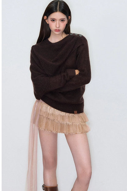 Unregelmäßiger Wollpullover mit Schalkragen