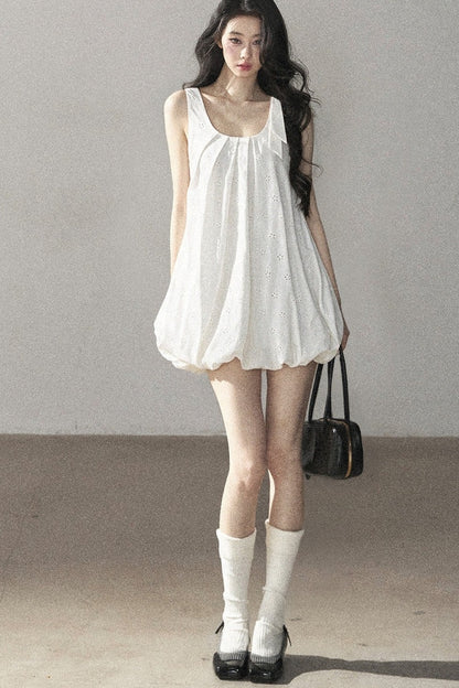Autumn Hollow-Out Floral Short Dress