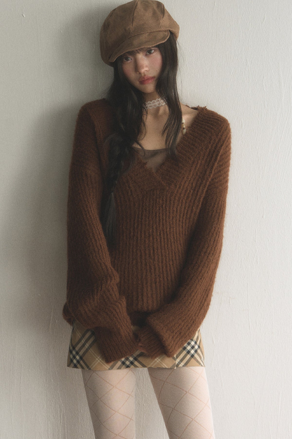 Brown V-Neck Ribbed Pullover