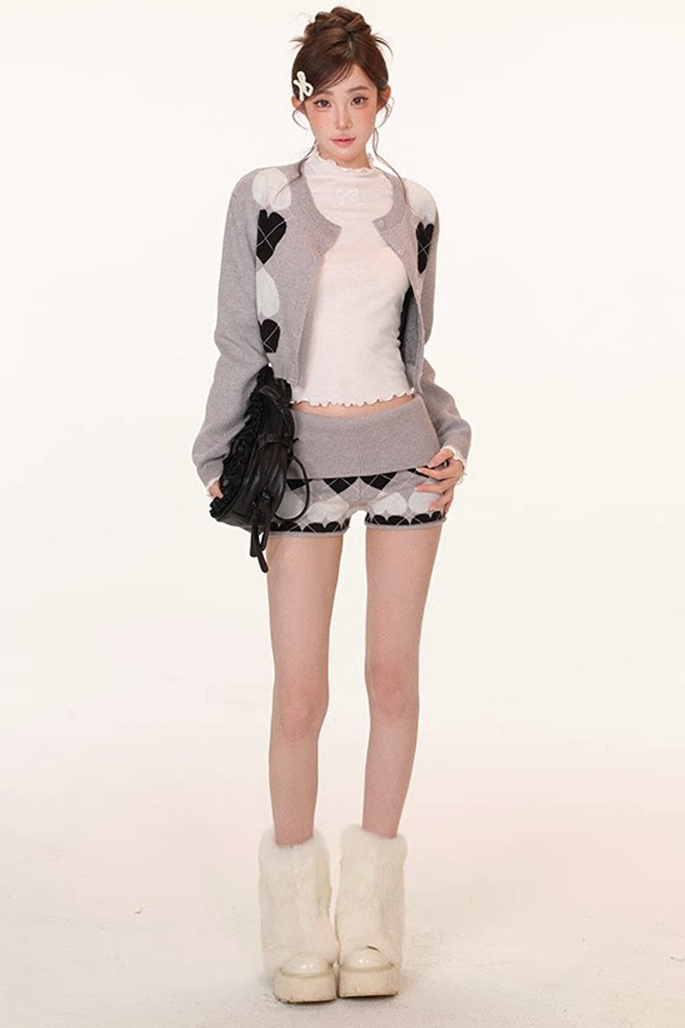Heart Pattern Sweater Shorts Set With Embroidered Base Layer Top