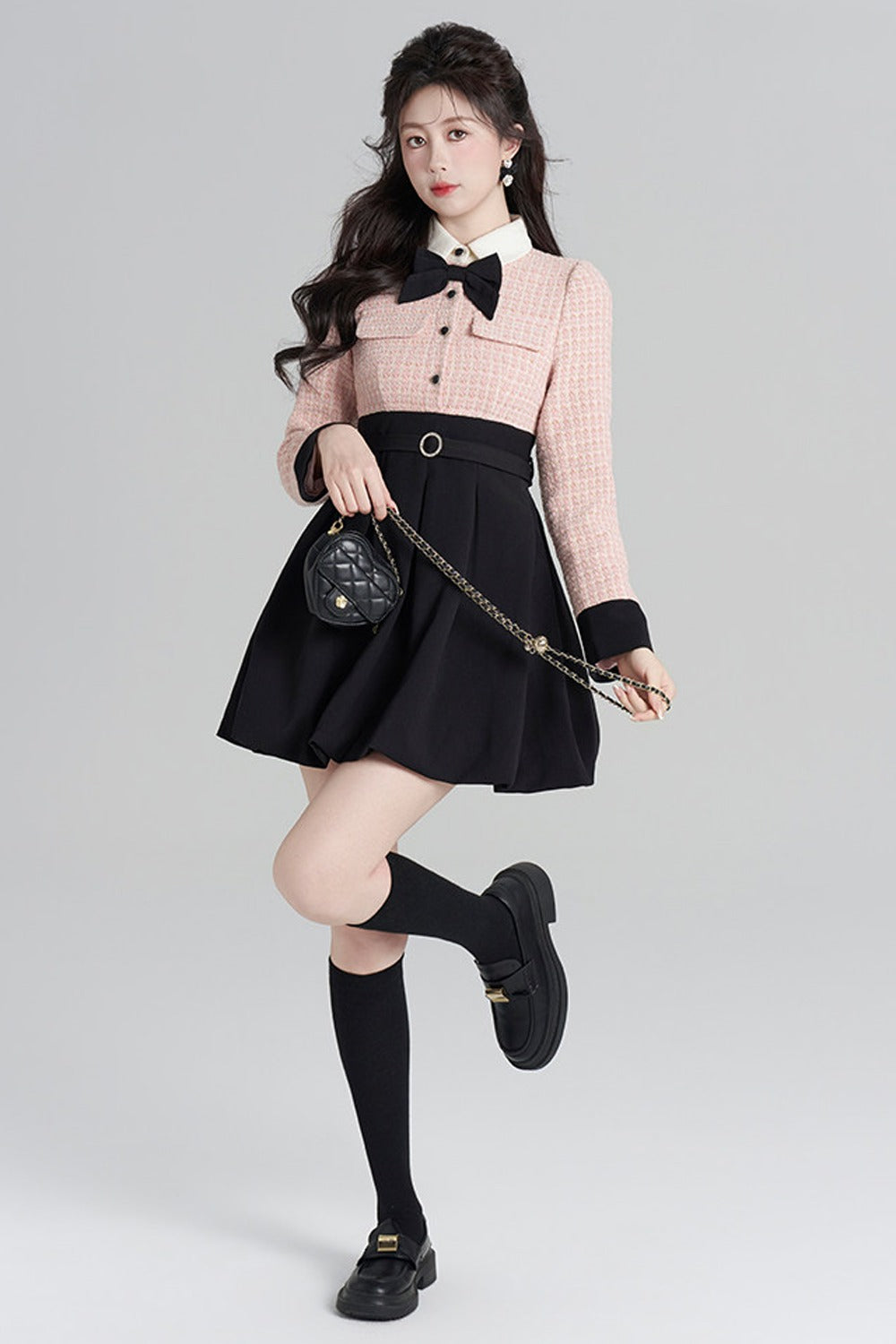 Tweed- und Samtkleid