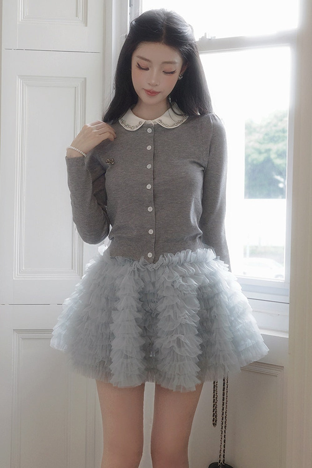 Strickjacke mit Bubikragen und Stufenrock-Set