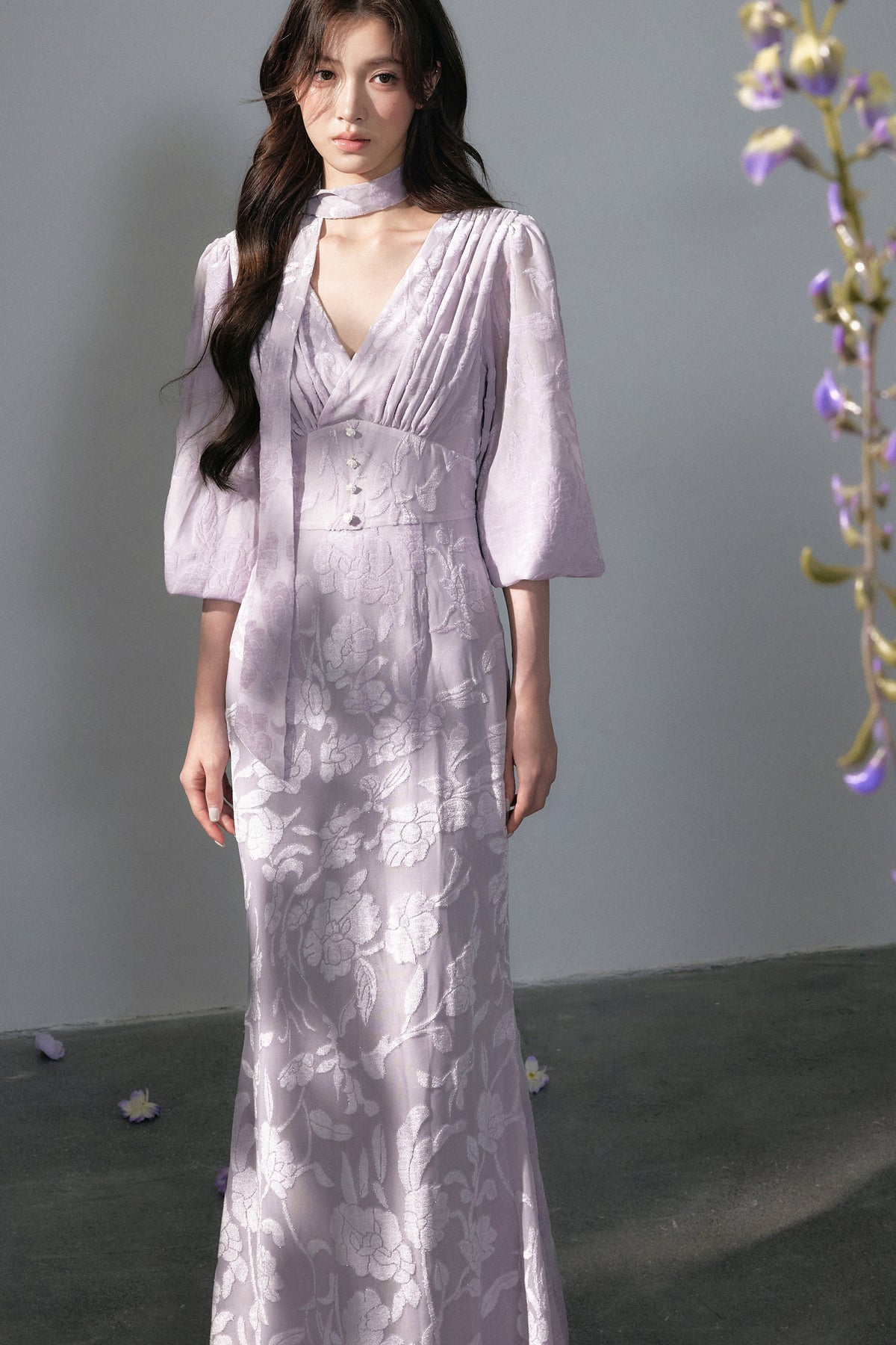 Robe rétro française en jacquard dentelle à col V