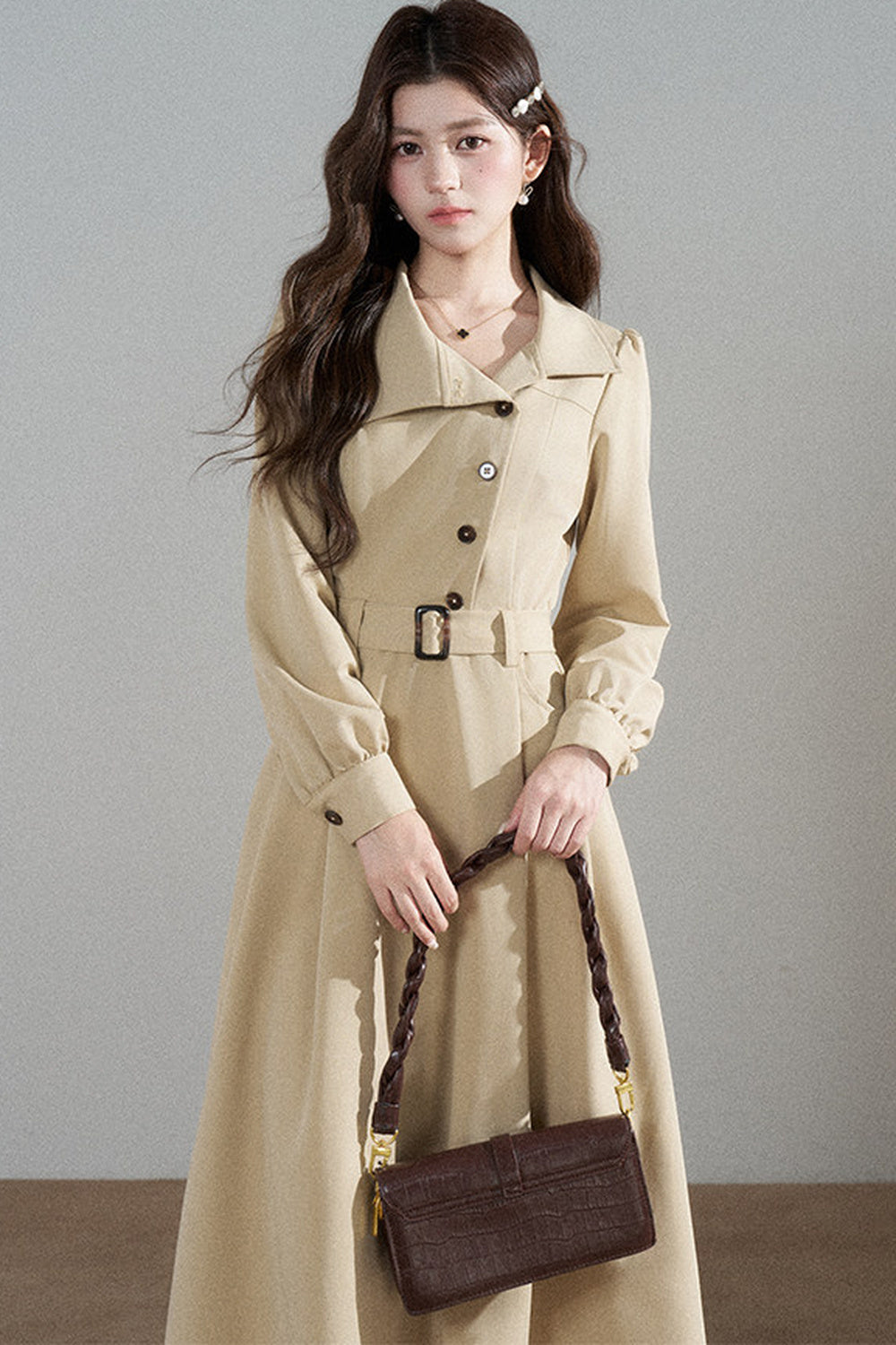 Vestido trench caqui de manga larga