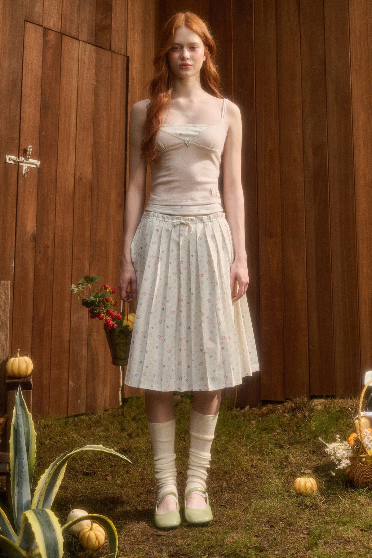 Hoodie and Pleated Skirt Set-Up