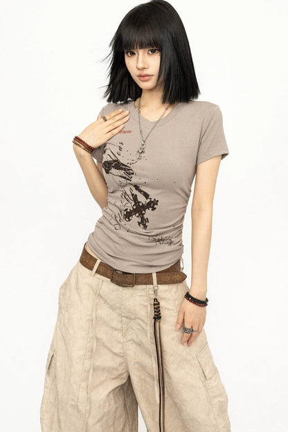 Top retro negro con cuello en V