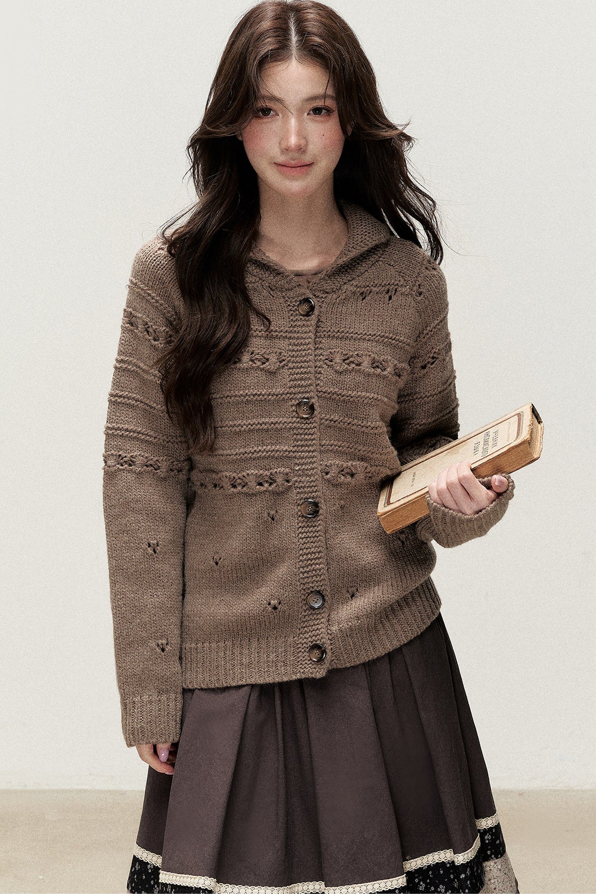 Hazelnut Diary 50% Wool Thick Knit Cardigan