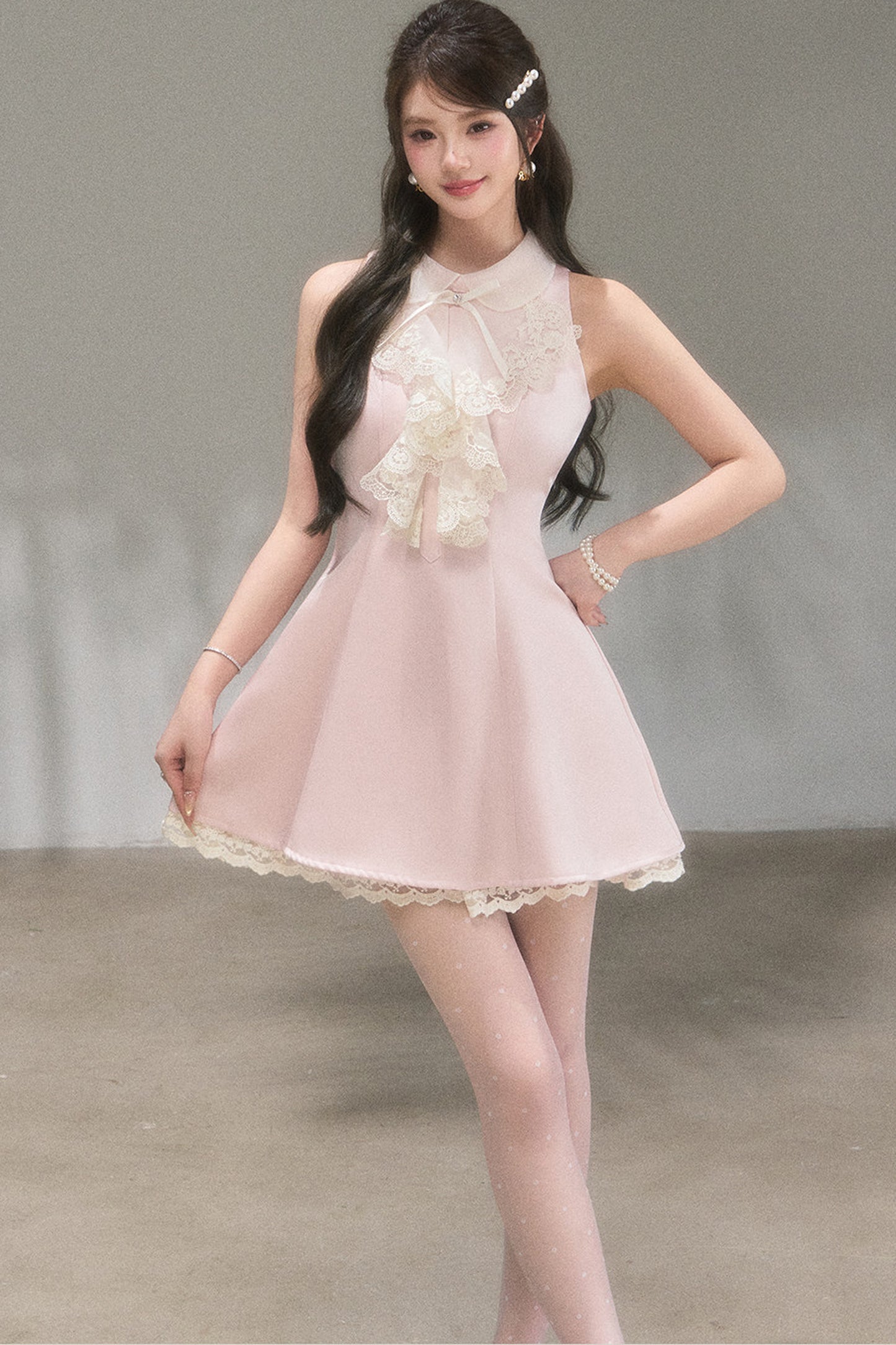 Vivian Retro Lace Collar Dress
