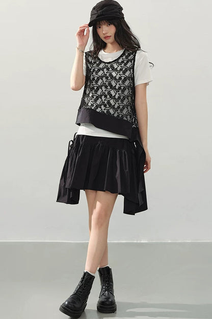 Gilet Nero Ricamato con Ritagli