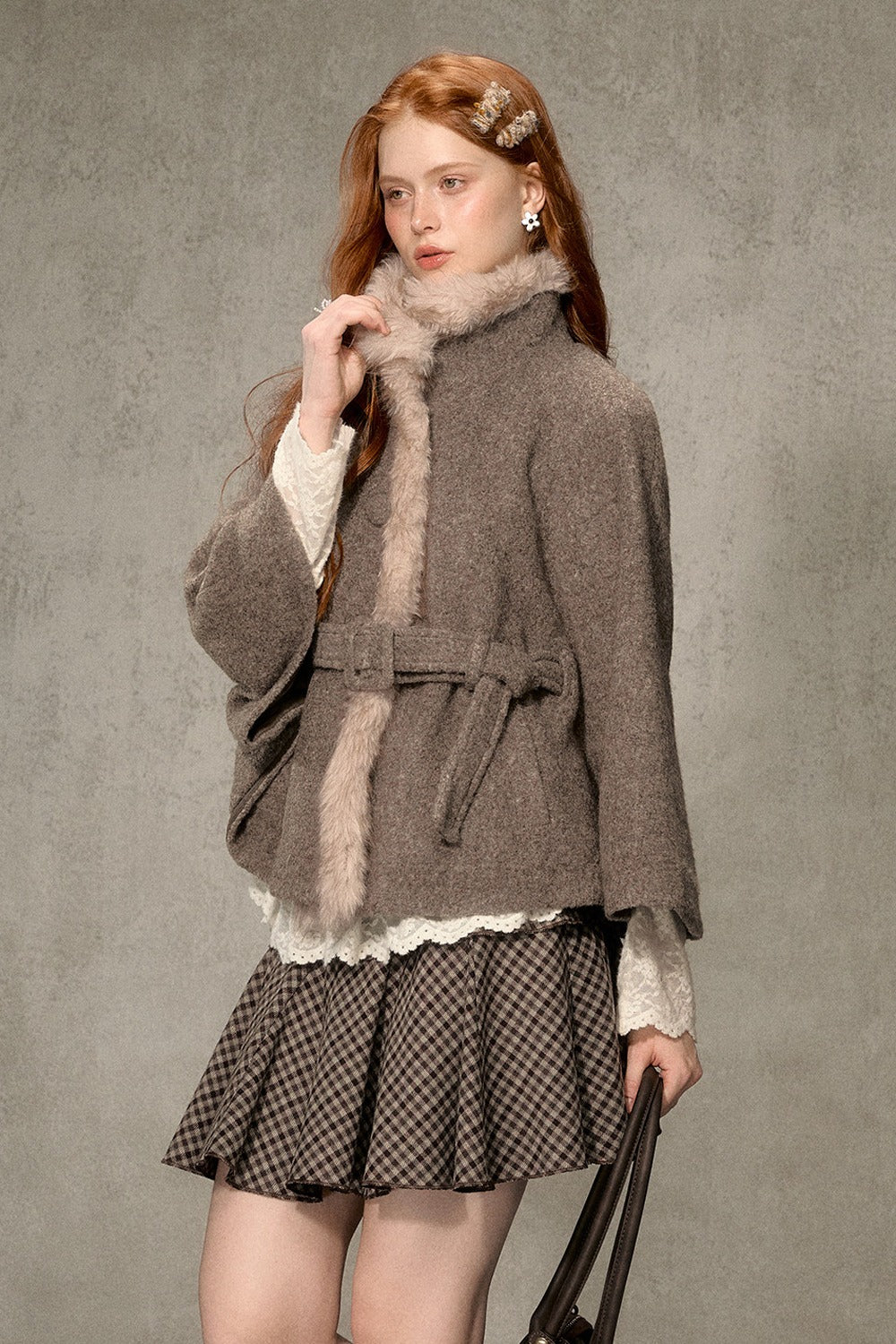 Floral Fur Collar Woolen Cape
