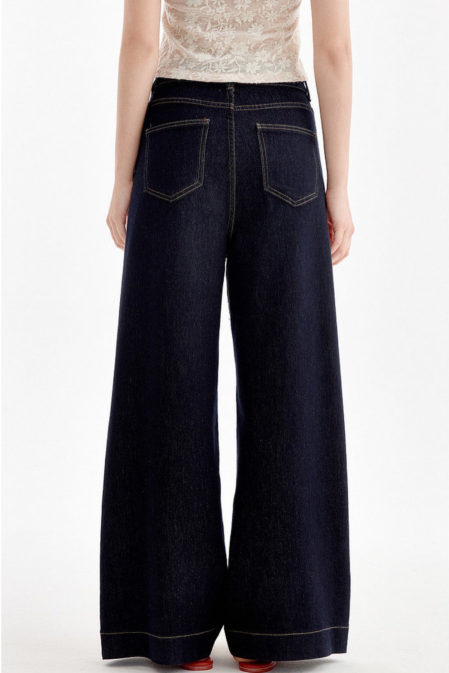 Pantalones vaqueros minimalistas de cintura alta