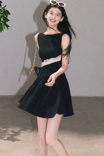 금빛 레이스 허리 조임 원피스