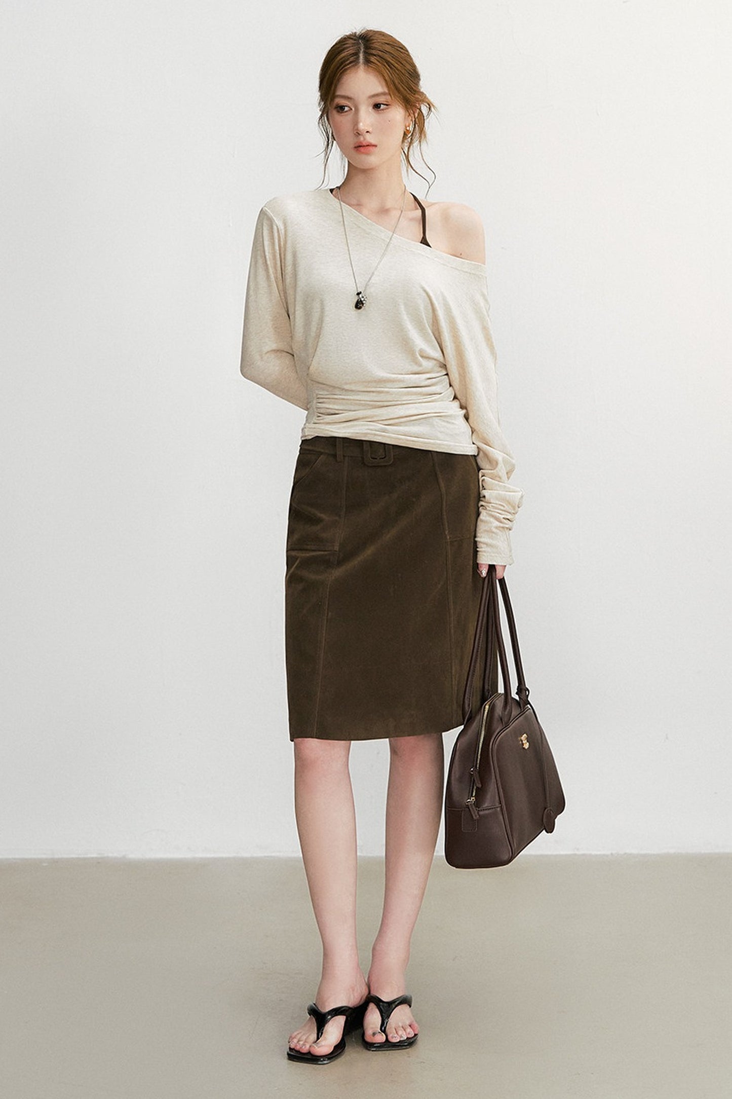 Simple and Elegant Off-Shoulder Top and Pants Set-Up