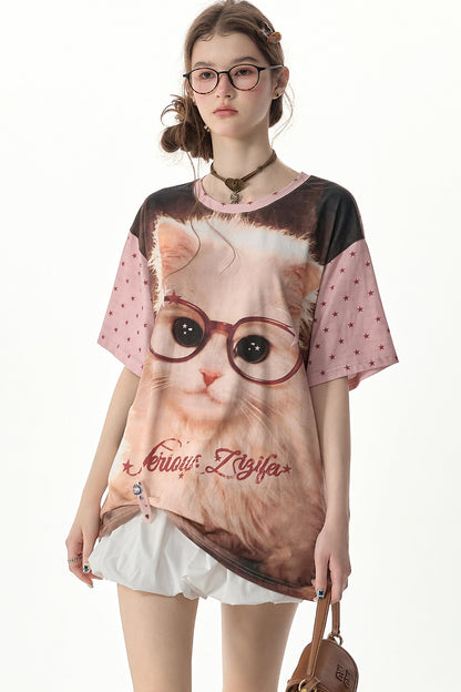 Süßes, lässiges T-Shirt mit Katzenmotiv