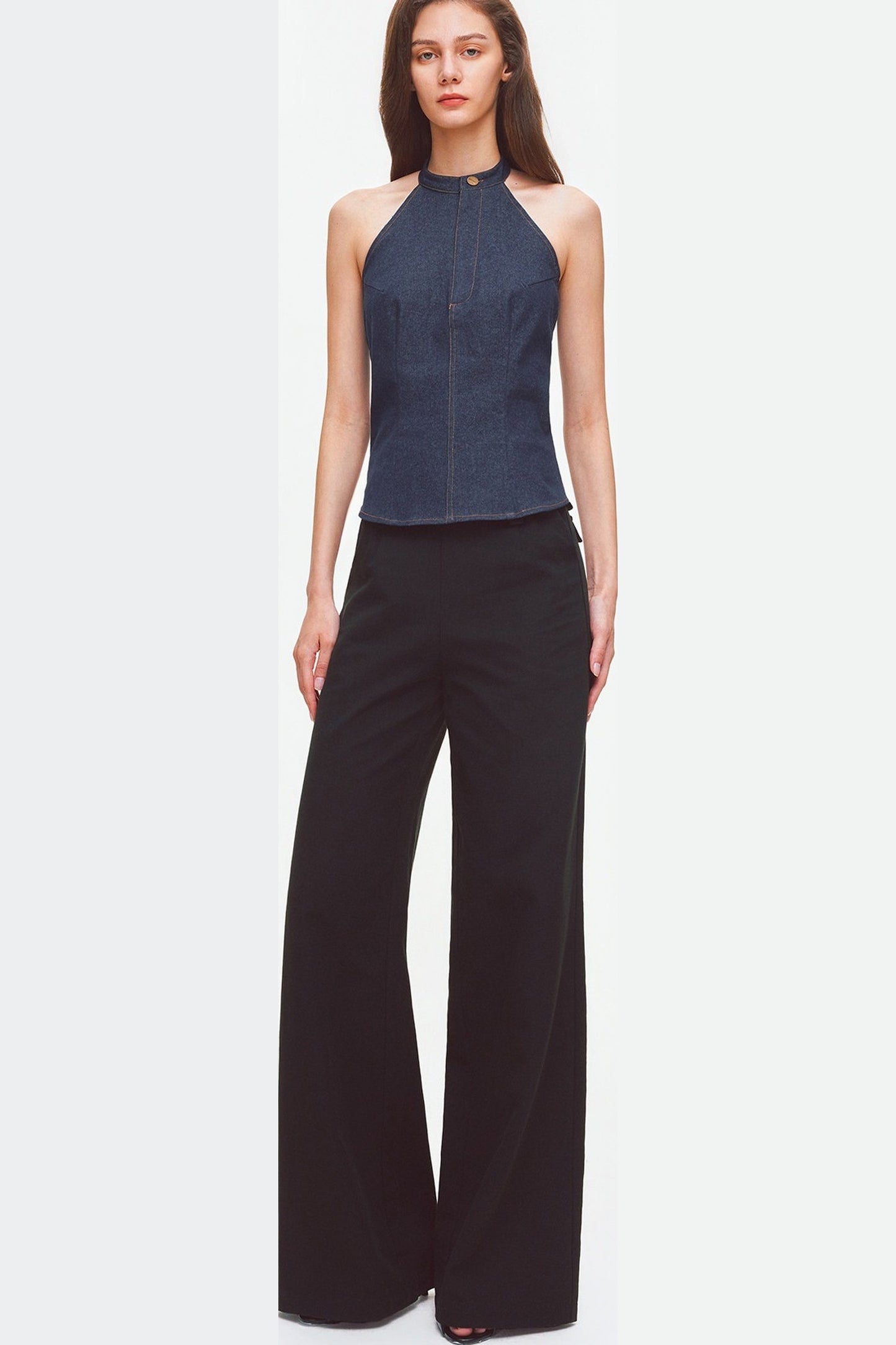 Top all'americana in denim con cuciture a contrasto e schiena scoperta