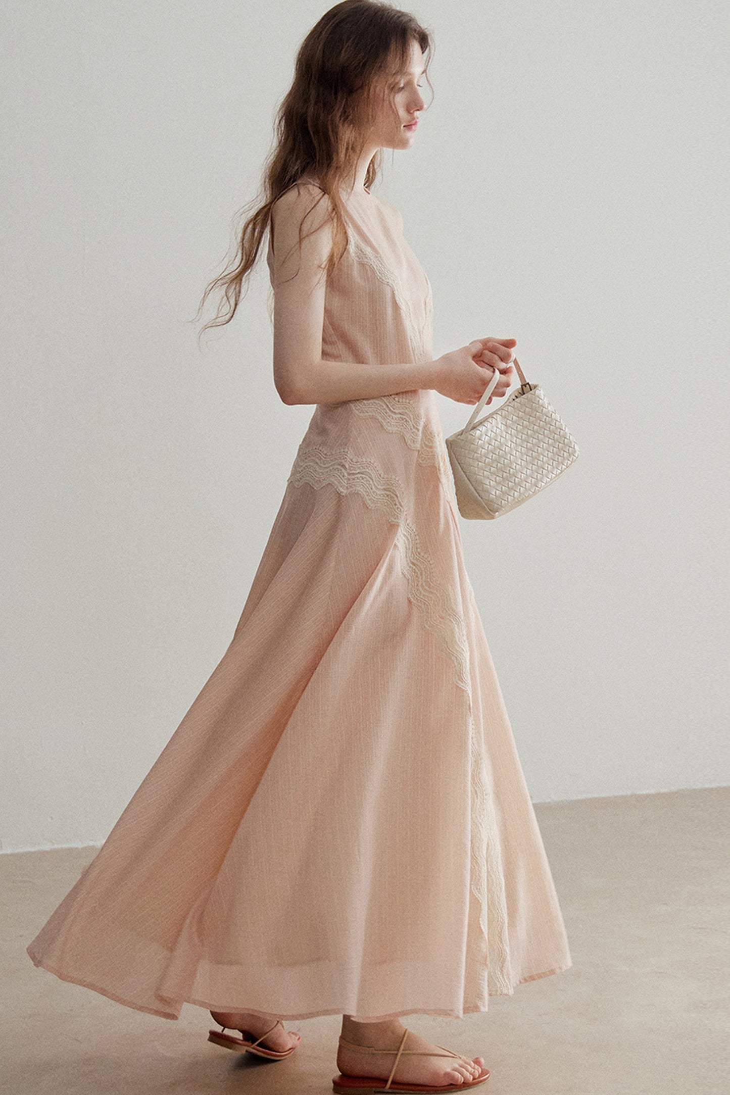 Elegant Lace Halter Dress