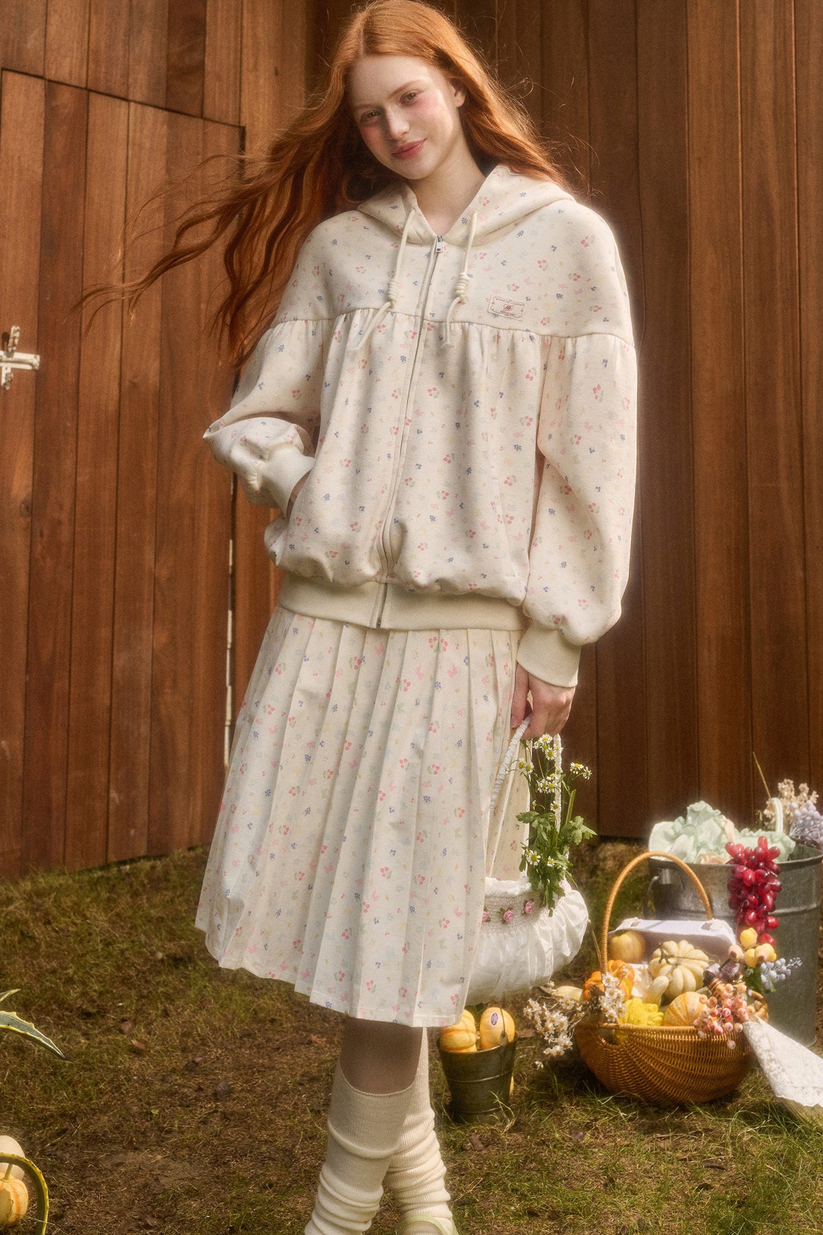 Hoodie and Pleated Skirt Set-Up