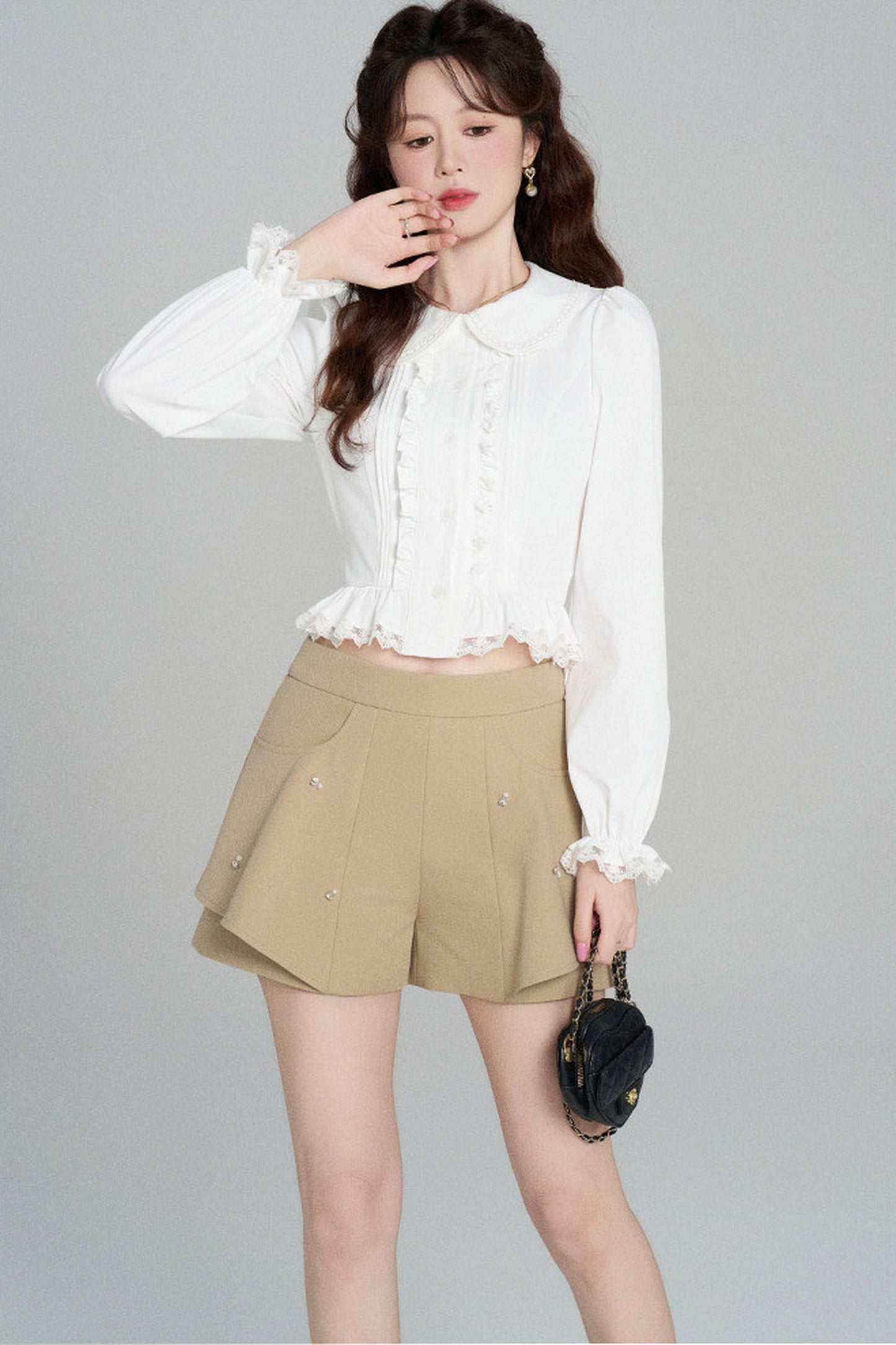 Ruffled Doll Collar Blouse And Shorts Set-Up