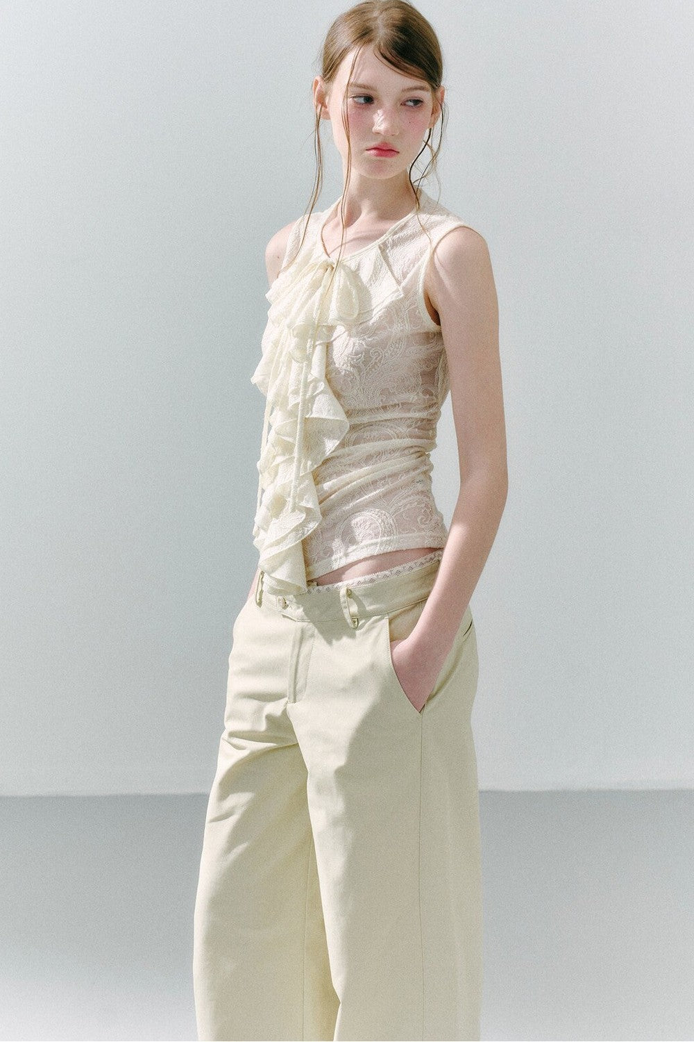 White Peach Wool Lace Ruffle Vest