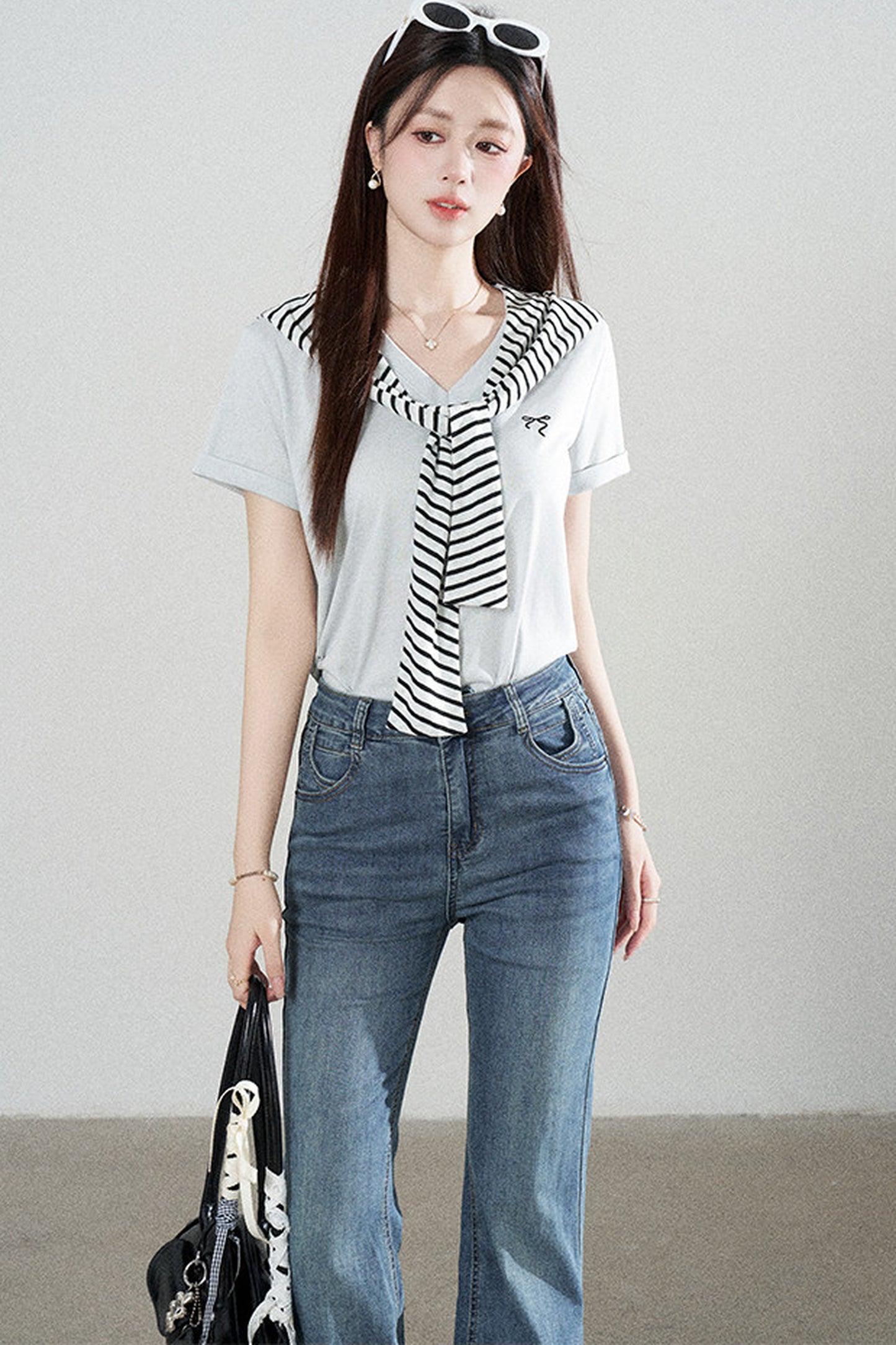 Loose Short-Sleeved Striped Shawl T-Shirt and Denim Skirt Set-Up