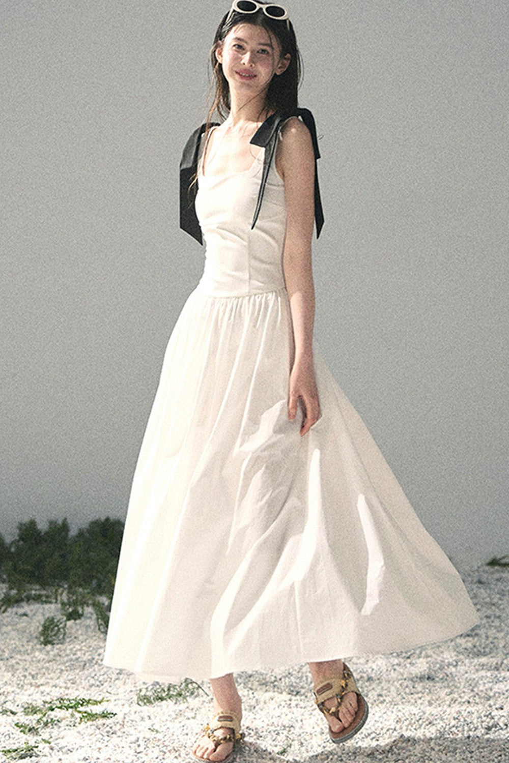 Vestido de tirantes de estilo francés