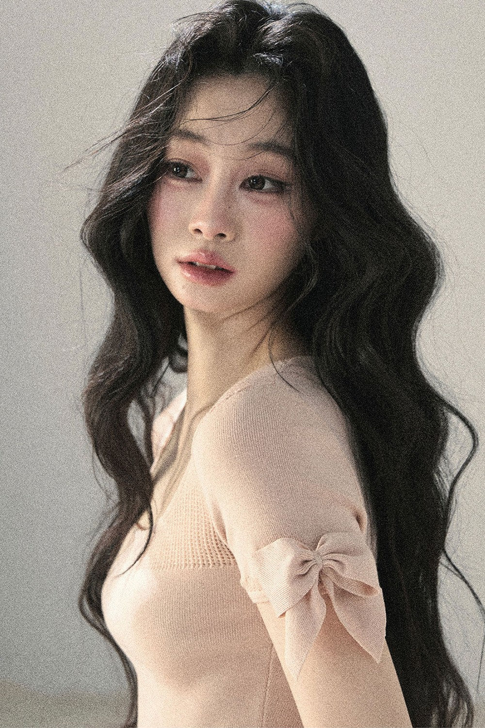 크롭 컷아웃 탑