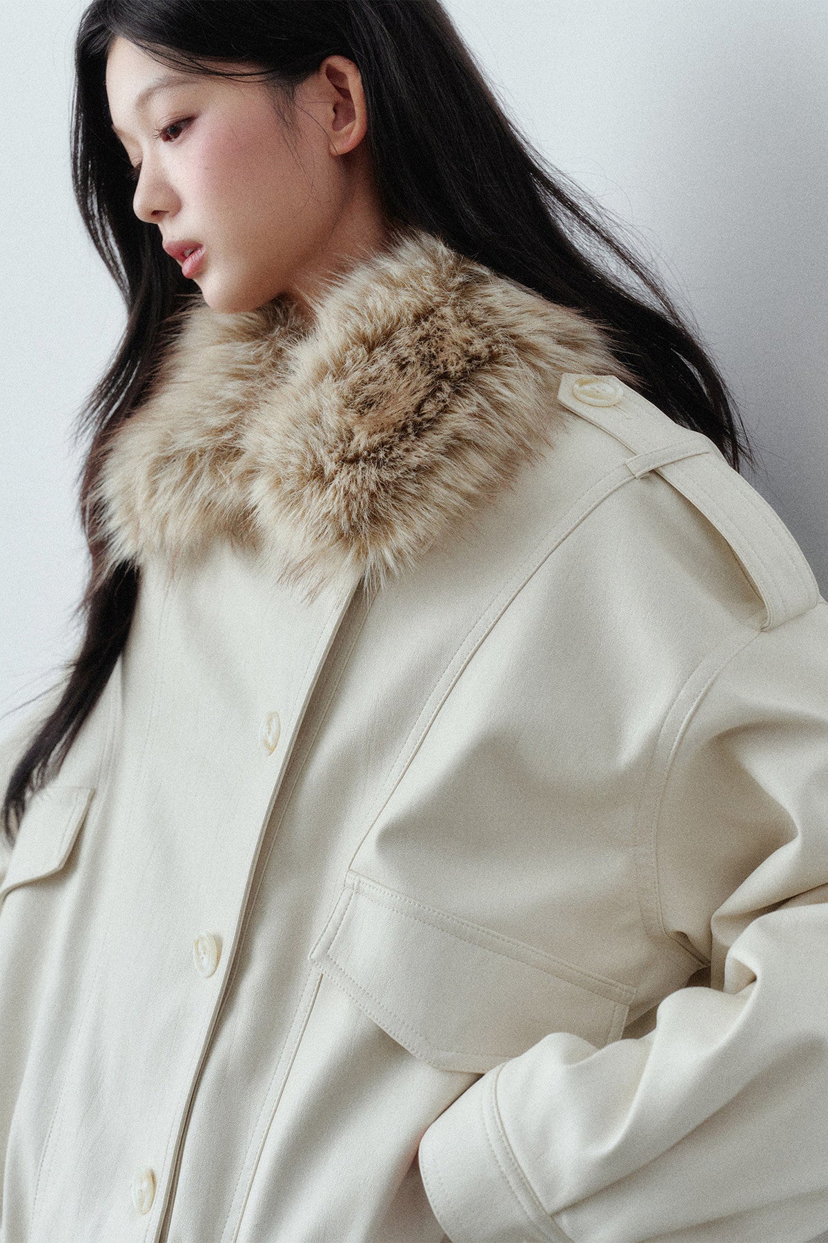 Fur Collar Button-Up Short Jacket