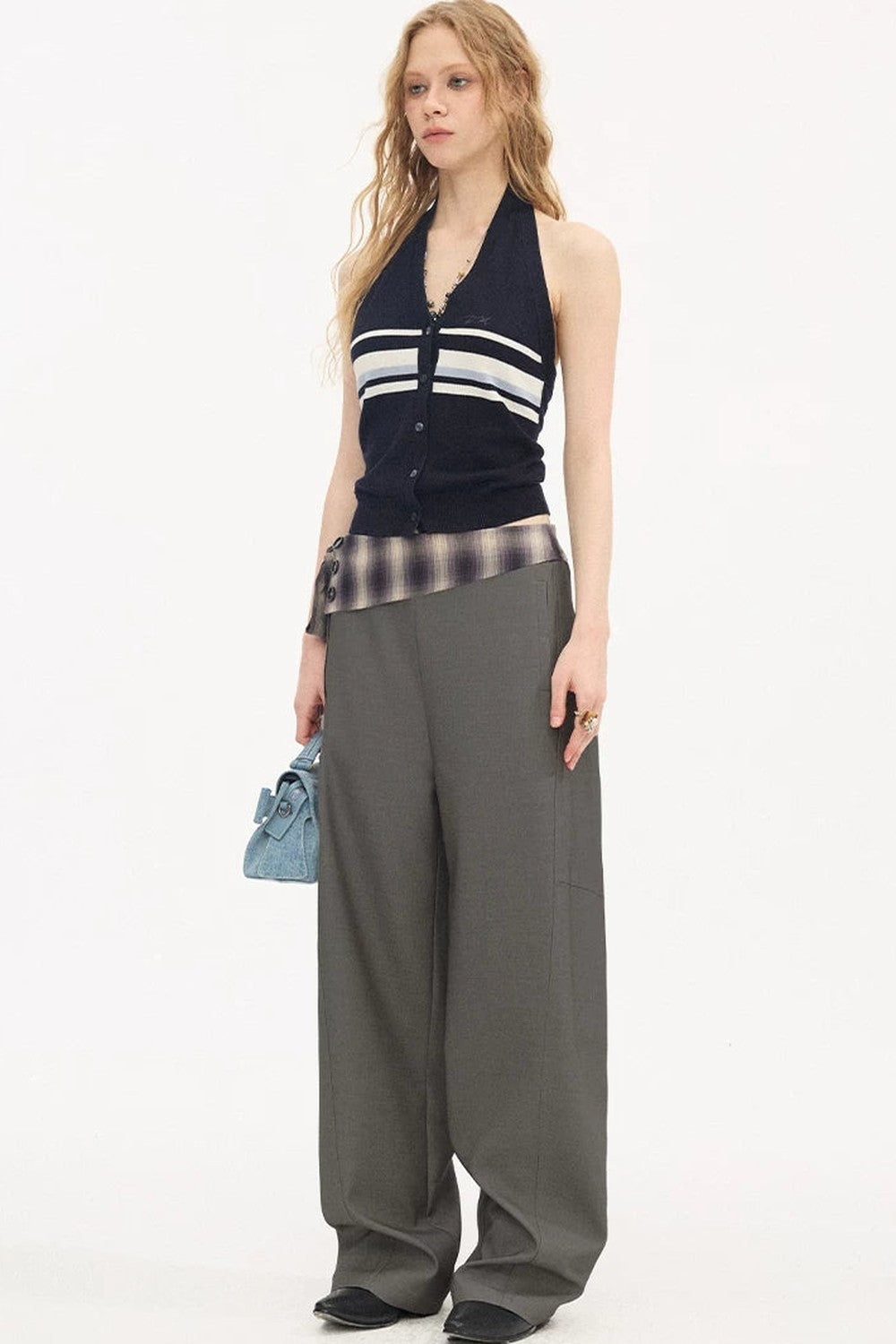 Pantalon à carreaux avec ceinture à nouer