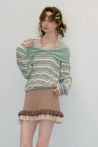 Maglietta in maglia a righe con fiocco verde