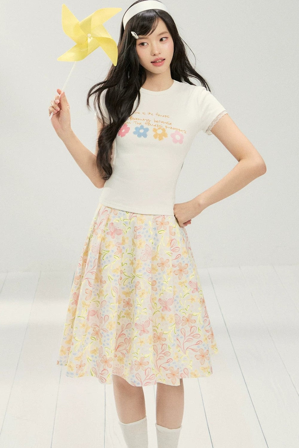Floral Pleated Skirt and T-shirt Set-Up