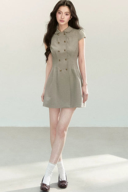 Retro-Preppy-Kleid mit Puppenkragen