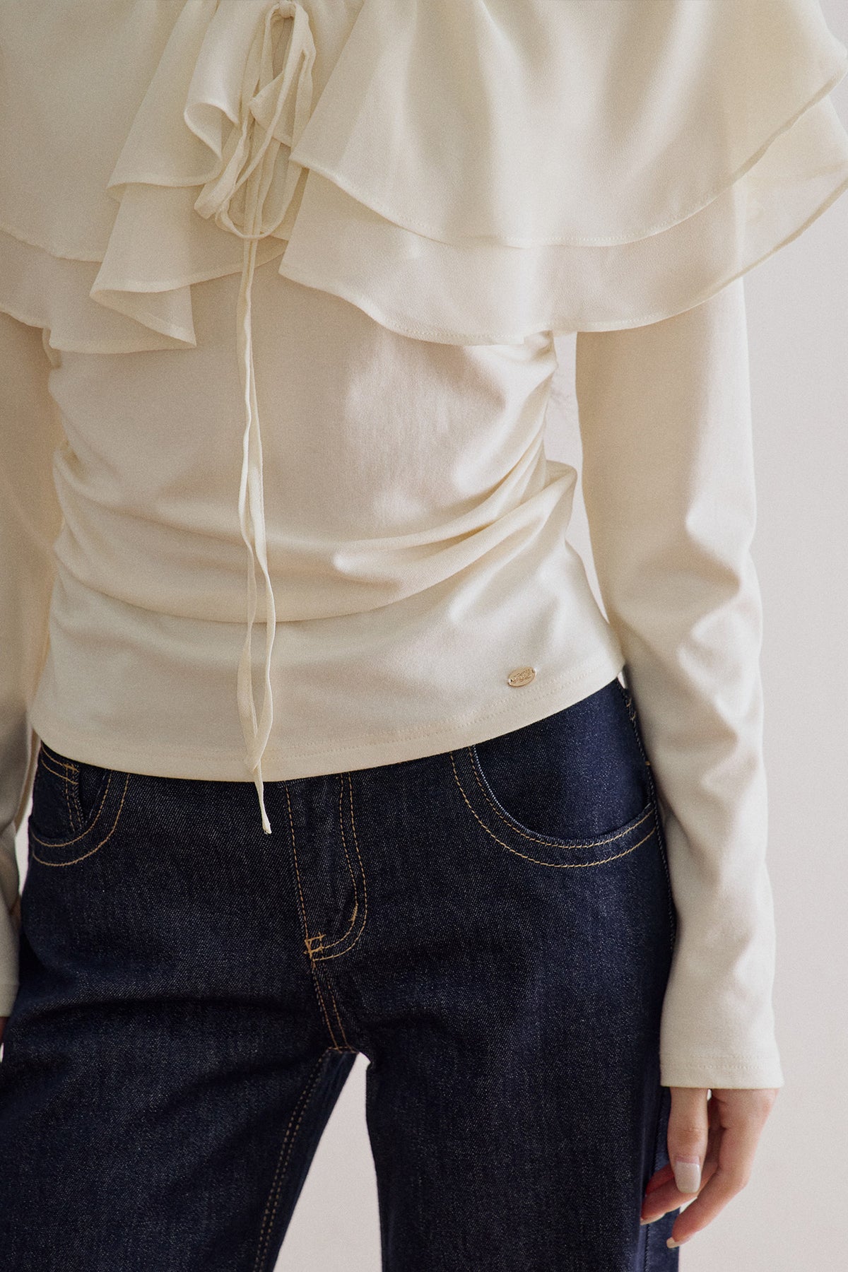 Lace Trim Ruffle Collar Long Sleeve Tee