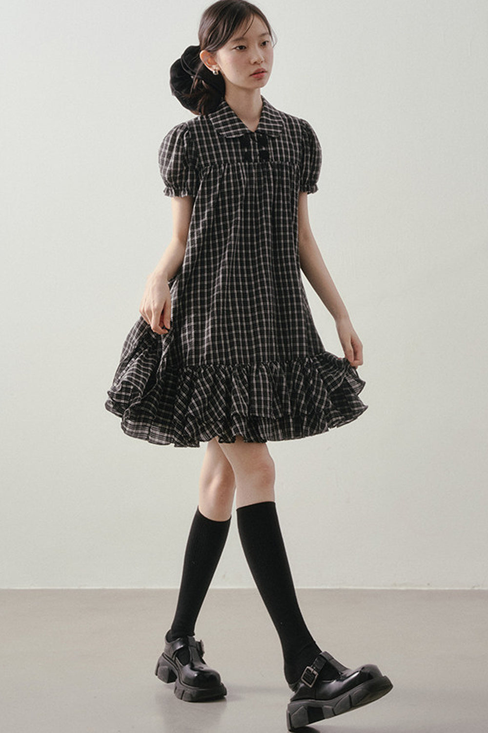 Plaid Doll Collar Puff Sleeve Ruffle Dress