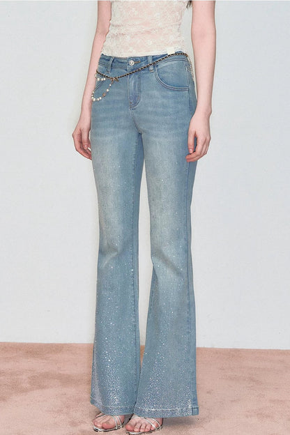 Retro-Jeans mit Strass und ausgestelltem Bein