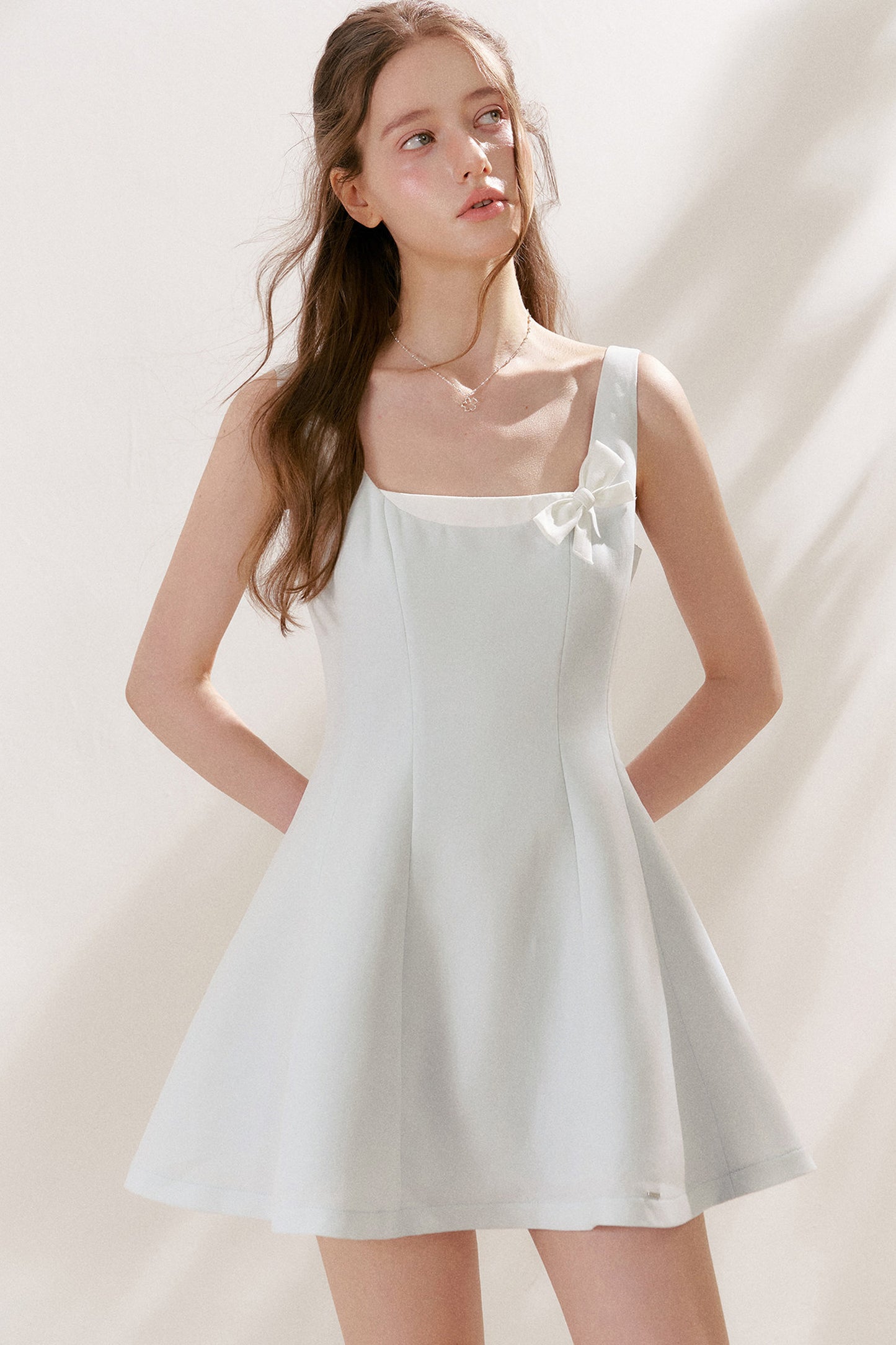 A-Linien-Minikleid mit Schleife