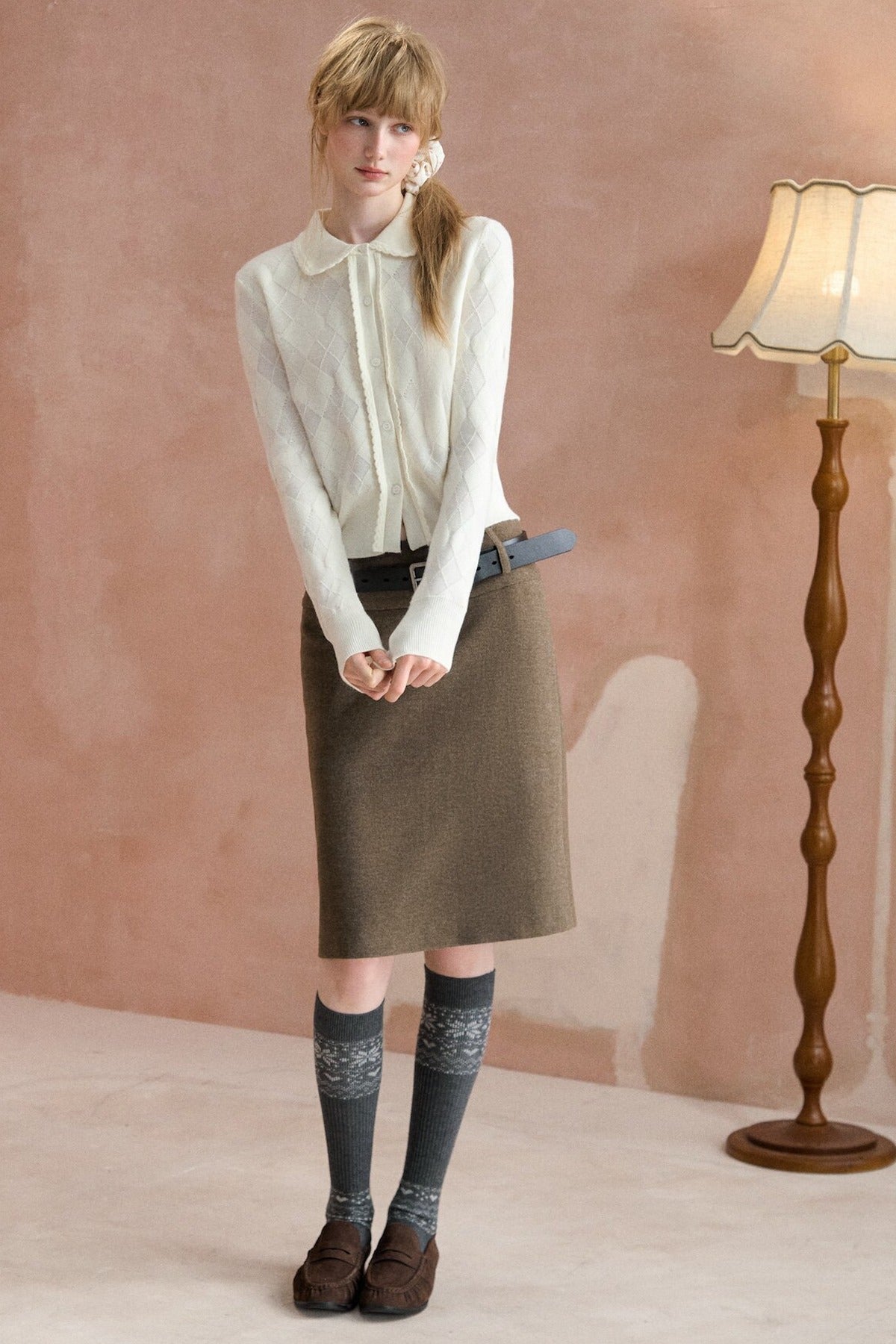 Hollow-Out Diamond-Pattern Doll Collar Cardigan Top