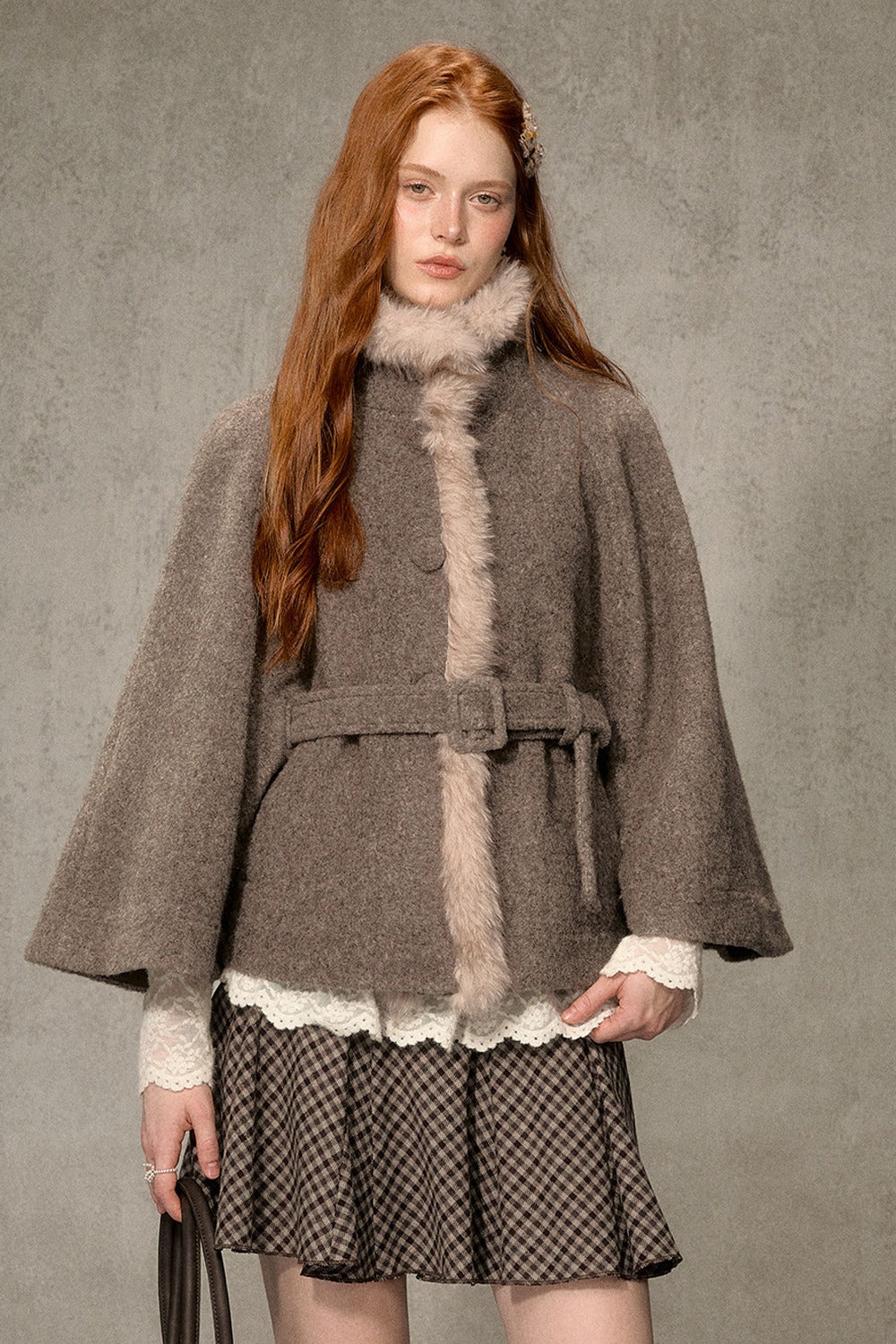 Floral Fur Collar Woolen Cape