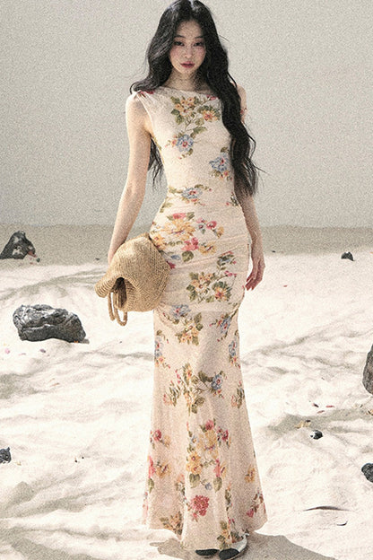 Sommerkleid aus Netzstoff mit Blumenmuster und Fischschwanz-Saum