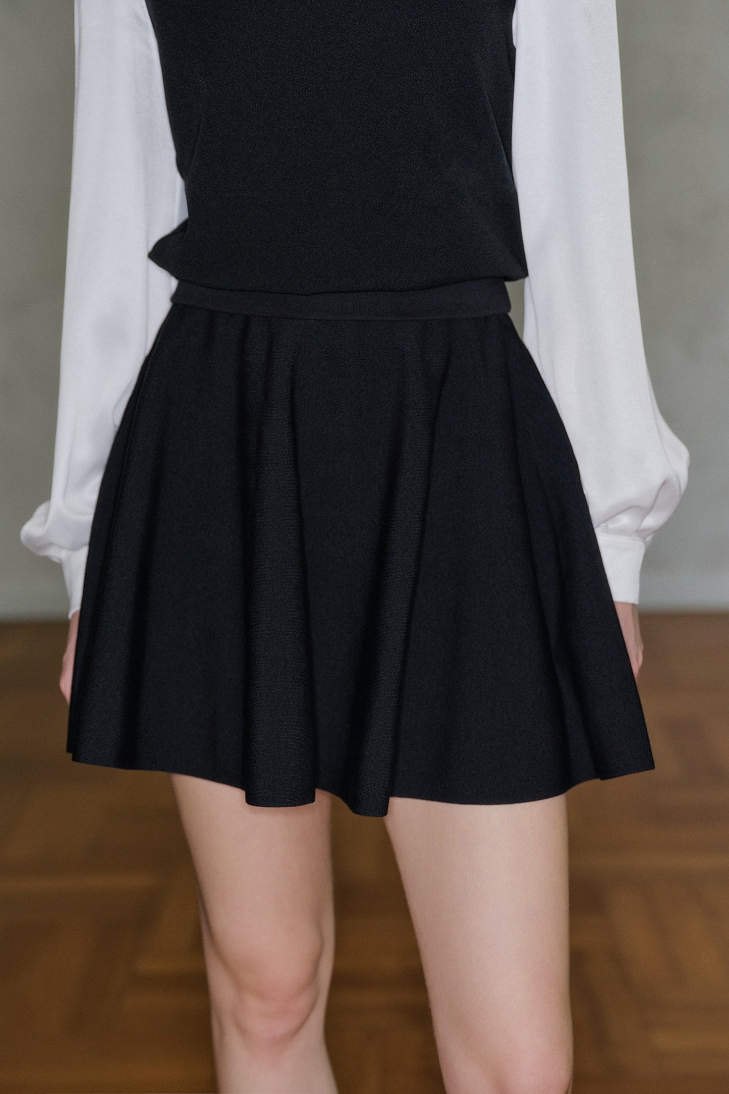 Black High-Waisted Cotton Knit A-Line Skirt