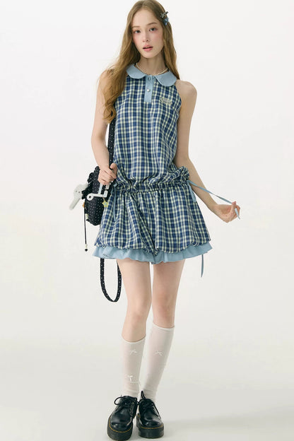 Robe bleue à carreaux avec col Claudine