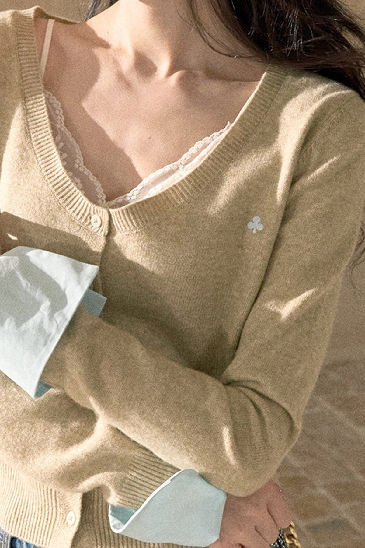 Large U-Neck Knit Cardigan