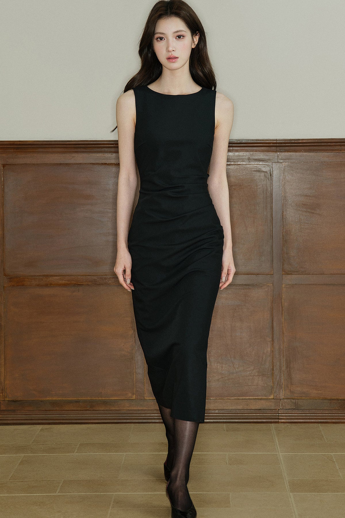 Sleeveless Waist-Cinching Long Dress