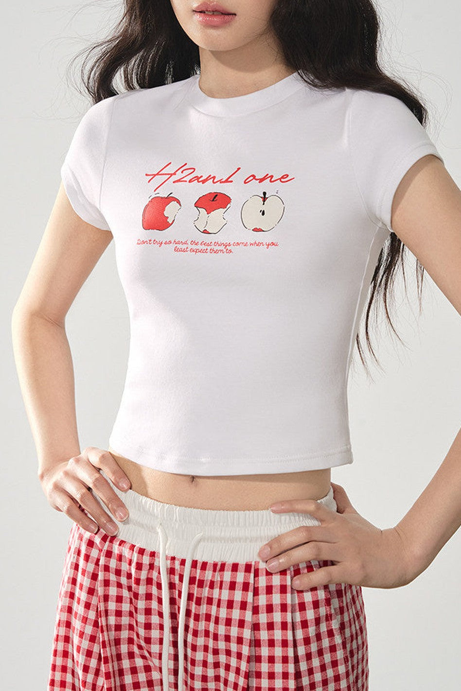 Camiseta de estilo americano con estampado de manzana