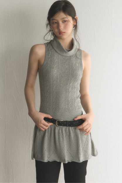Sleeveless Quilted Knit Dress And Pants Set-Up