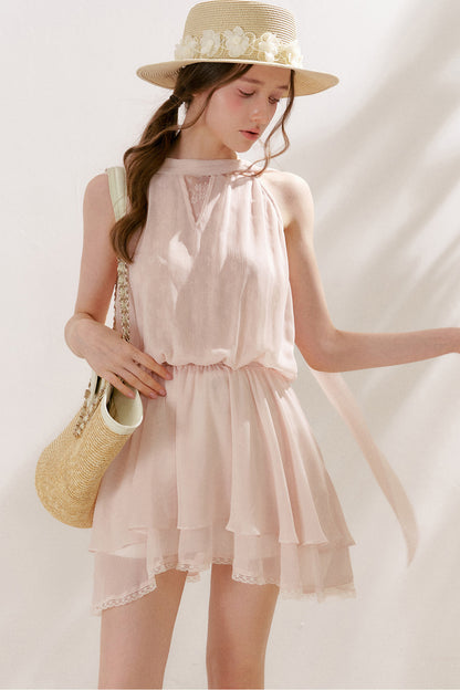 Abito smanicato con scollo all'americana in voile e pizzo