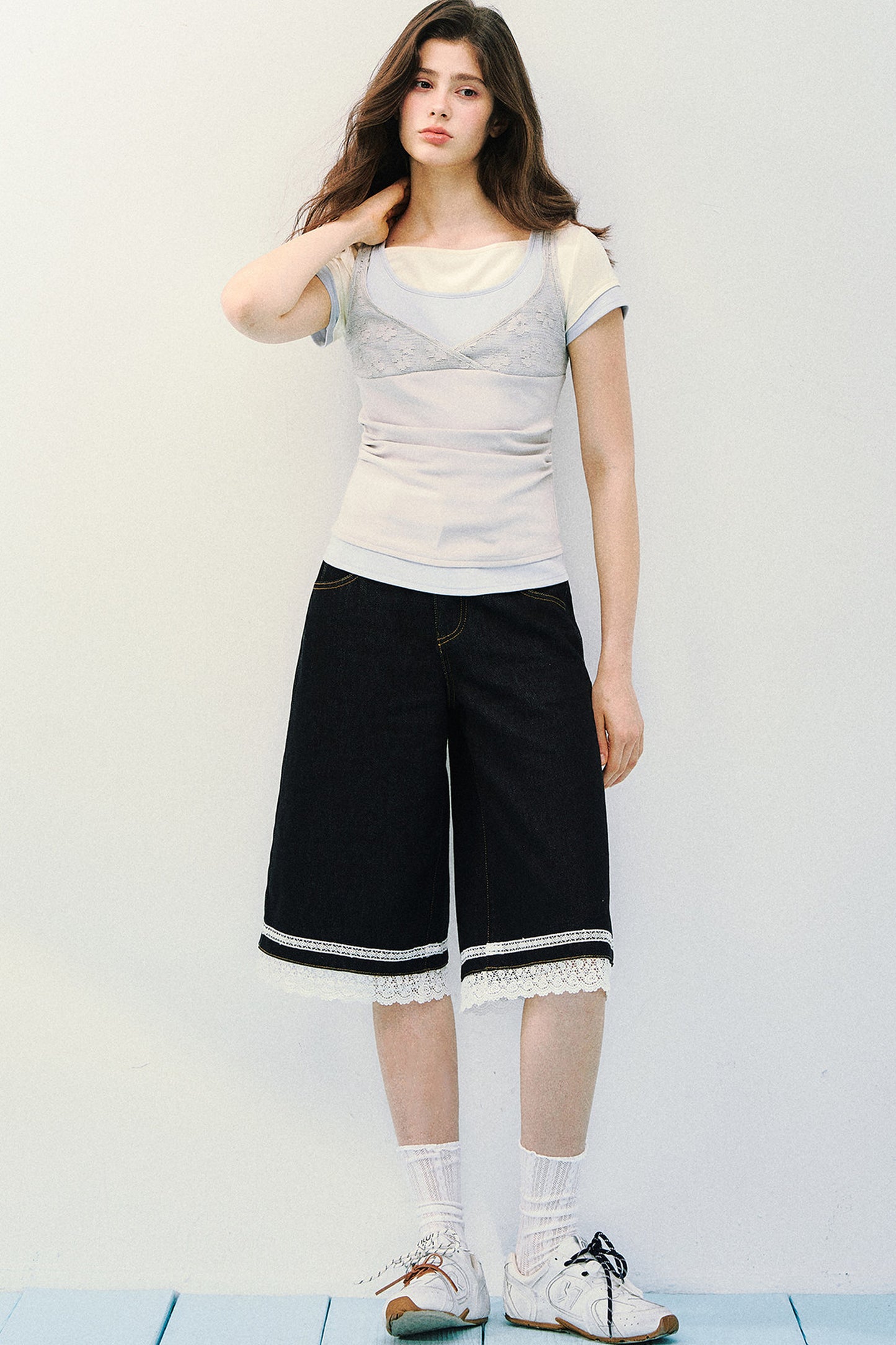 Canotta a maglia con pizzo