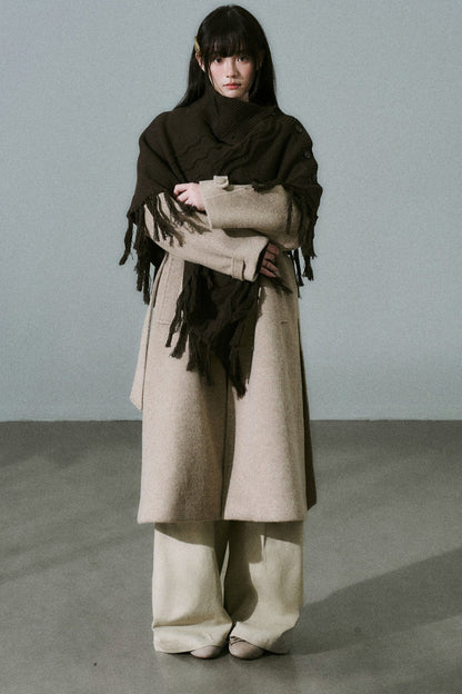 Cappotto in lana floreale fatto a mano