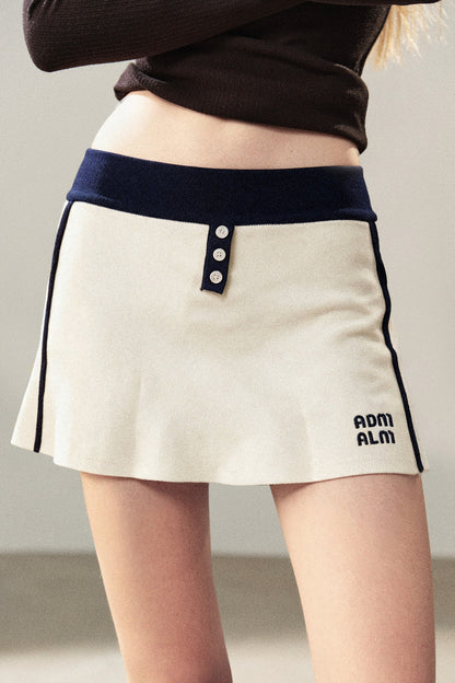 College Style Knitted Top and Short Skirt Two-Piece Set-Up
