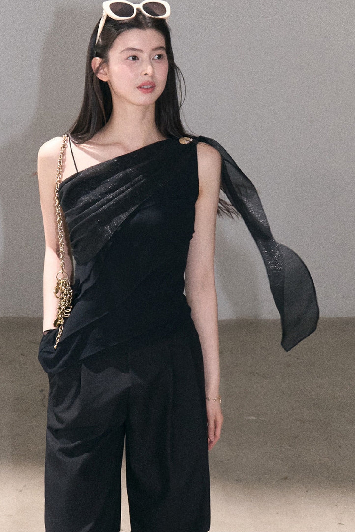 Asymmetrical Shoulder-Cut Tank Top