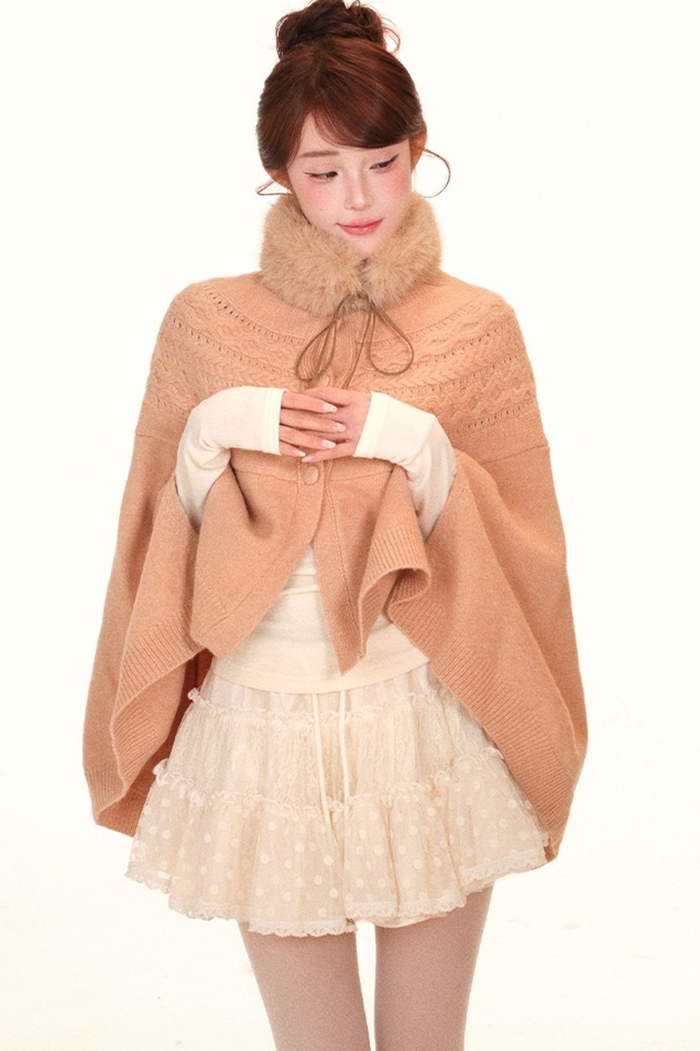 Camel Twisted Wool Knit Cape and Furry Scarf Set